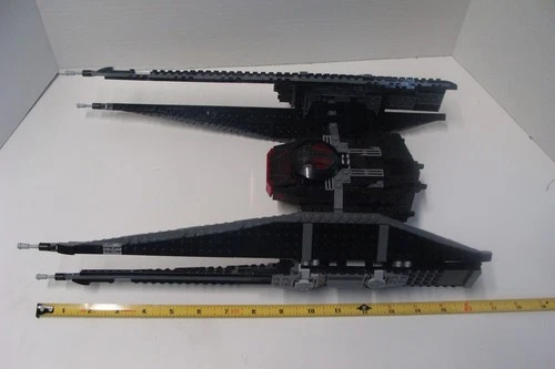 LEGO Star Wars: Kylo Ren's TIE Fighter (75179), no Minifigures
