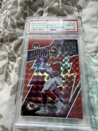 2022 Panini Mosaic - Thunder Lane Patrick Mahomes II Red Mosaic Prizm PSA10