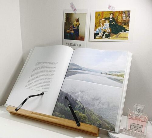 Book Stand Bamboo Recipe Cookbook Holder with Retro Hollow Elegant Pattern Desk