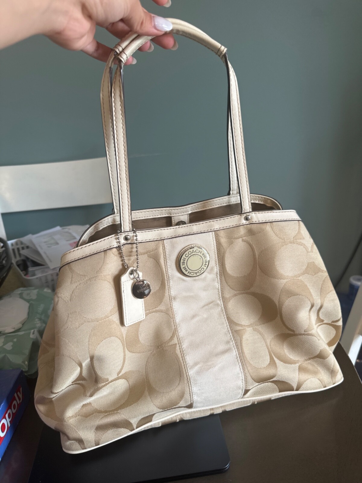 Coach beige shoulder bag pre-owned luxury handbag-image