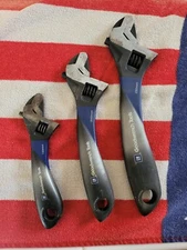 Goodwrench composite cresent wrench set of 3 " Collectables "