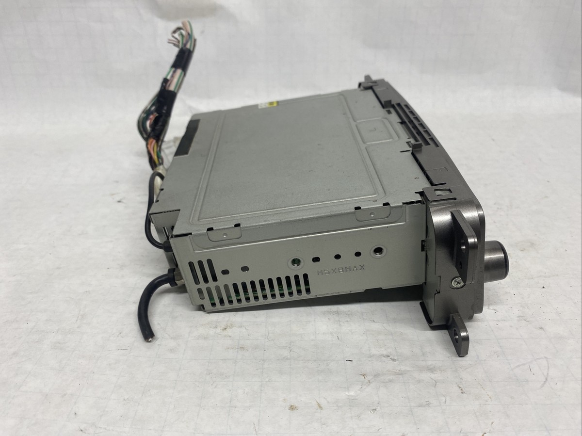03 07 TOYOTA LAND CRUISER TAPE RADIO NAVIGATION RADIO 86120