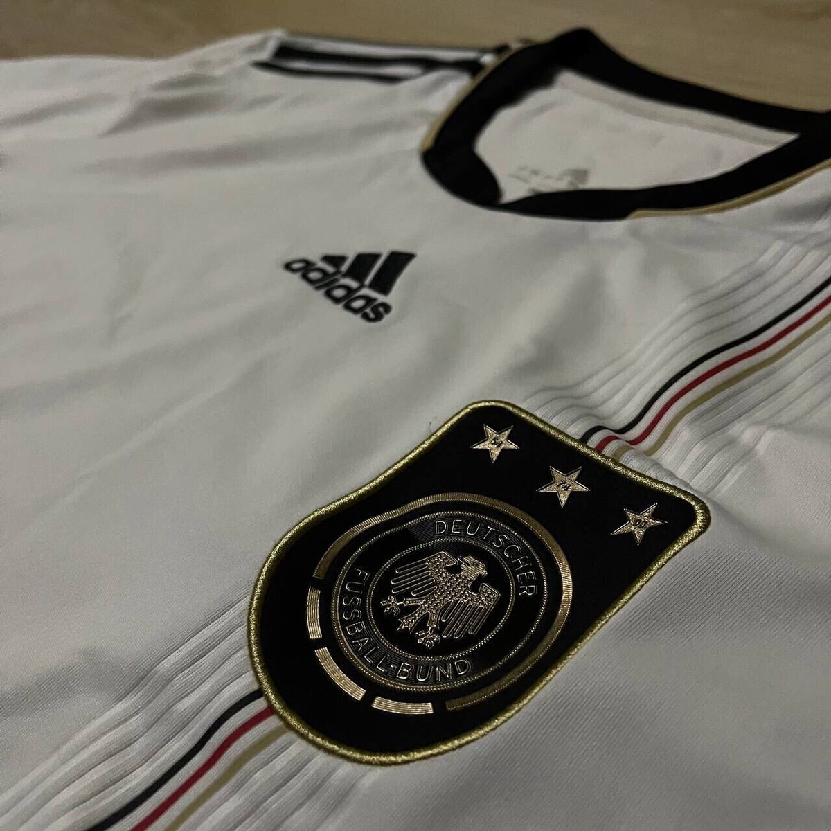 GERMANY ADIDAS 2010 WORLD CUP FOOTBALL HOME JERSEY SIZE “L” P41477