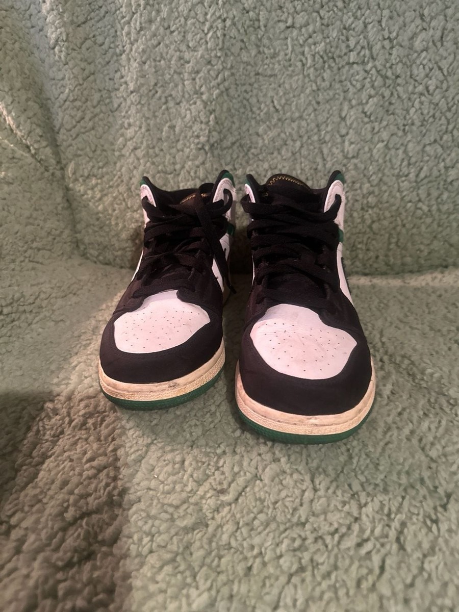 Air Jordan 1 Mid SE Oakland Lucky Green White Black Laser Orange View 2