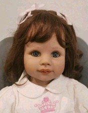 Künstlerpuppe " Nela" Monika Peter Leicht, Lim : 350 