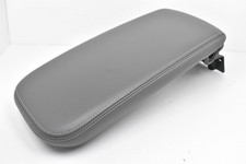 2014-2019 Chevrolet Impala Center Console Dark Gray Leather Armrest Lid Oem 2014-2019 Chevrolet Impala Center Console Dark Gray Leather Armrest Lid Oem