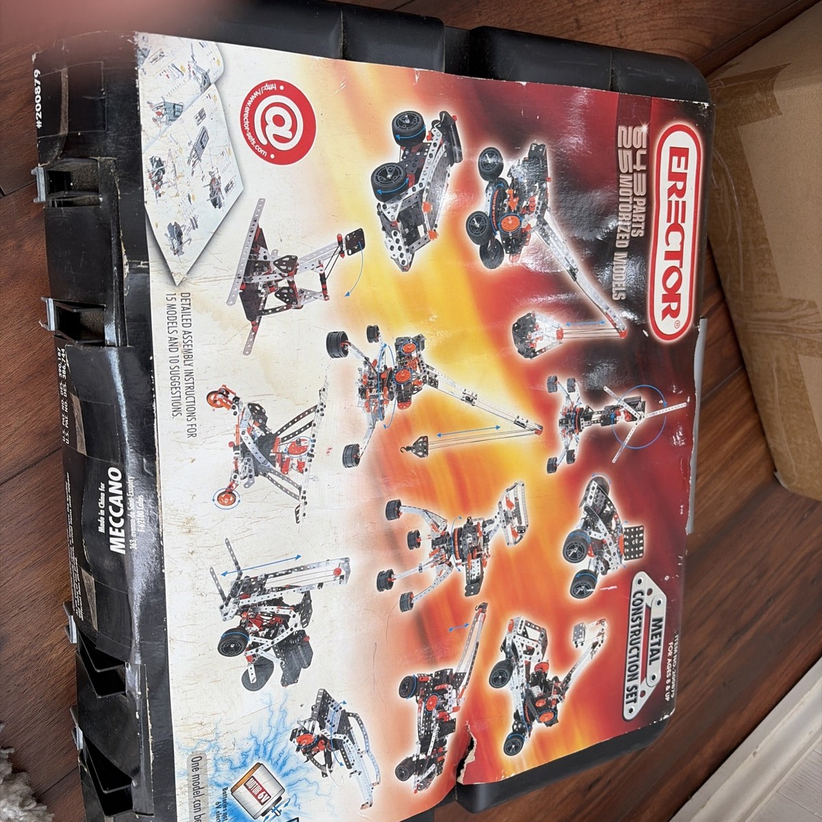 Erector Motorized Special Edition Building Set 25 Models 643 Parts