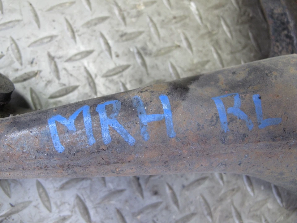 86-91 MAZDA RX7 FC3S REAR LEFT LOWER CONTROL ARM OEM - Image 2 of 4