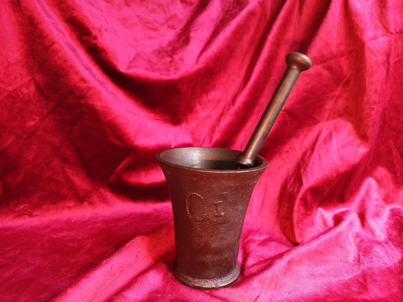 Antique Finnish Högfors Bruk cast iron mortar and pestle 19th apothecary lab