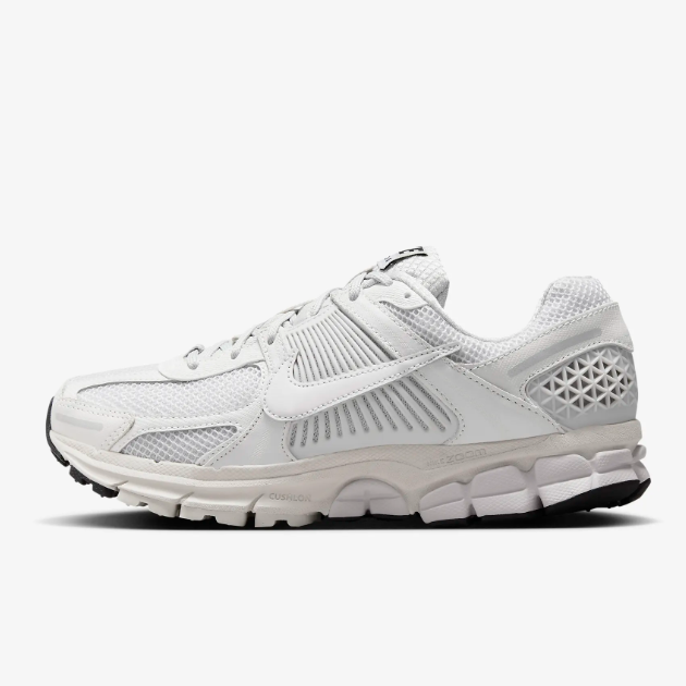 Nike Women's Zoom Vomero 