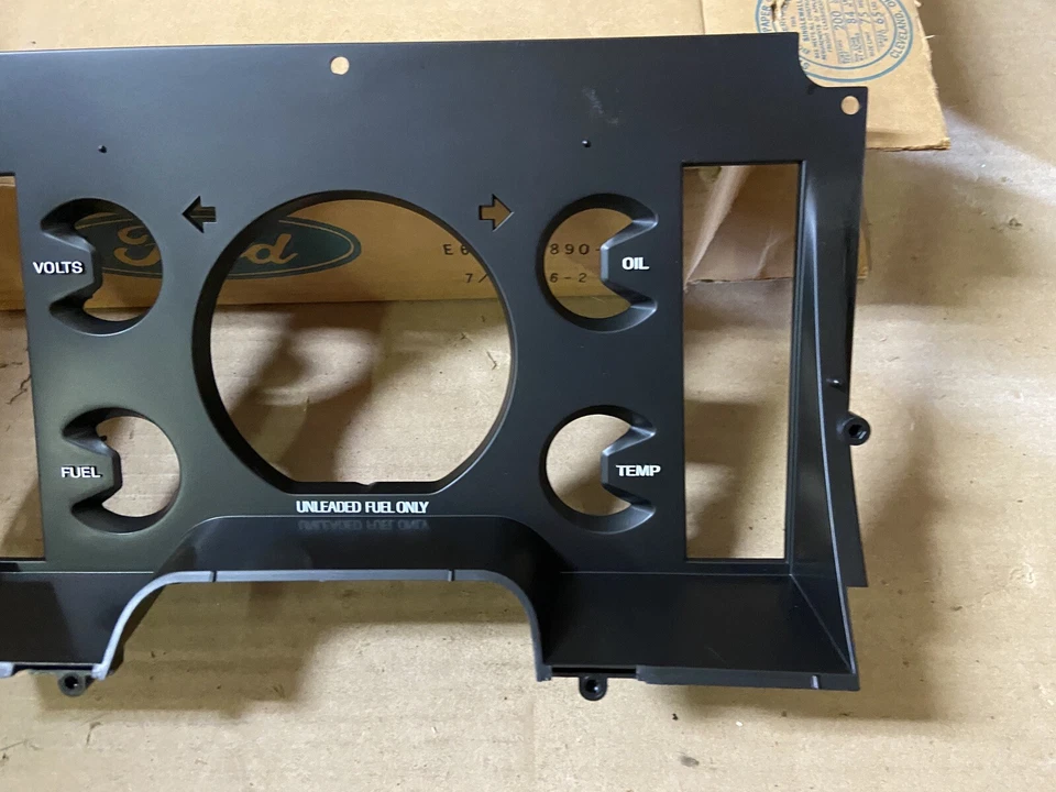 Cuadro de instrumentos Ford E69Z-10890-F calibre analógico cara 1986-1991 Aerostar Foto 4 de 4