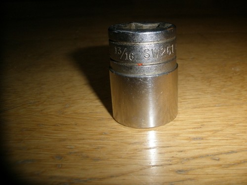 SNAP-ON SW261 1/2" DRIVE 13/16" 12pt SHALLOW SOCKET - Picture 1 of 3