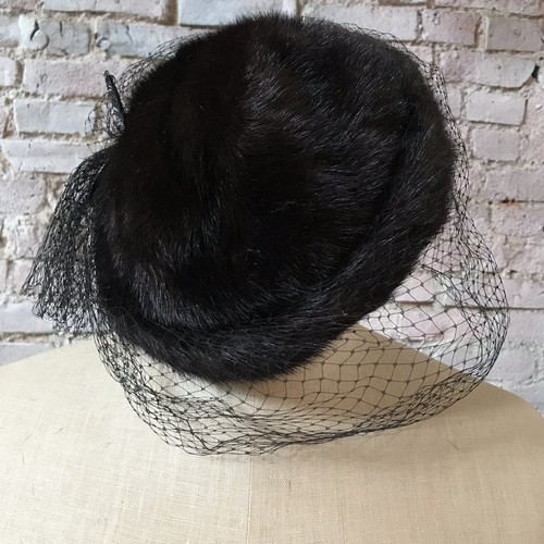 Vintage Andre of Canada Dark Mink Hat Netting size 7 1/4