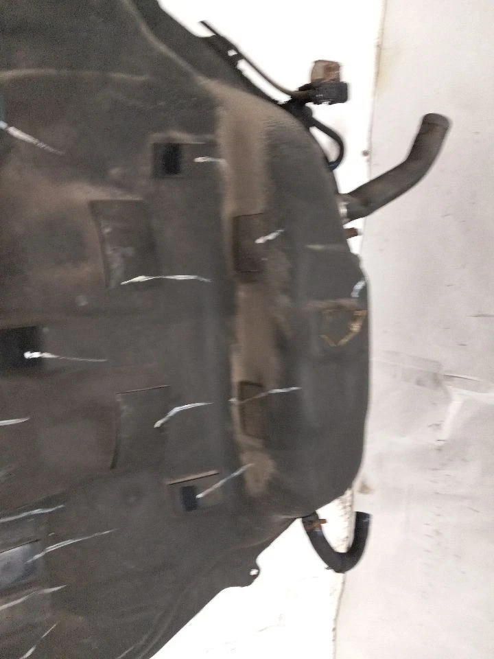 2010 - 2012 年 SUBARU OUTBACK 燃油罐 — 第 3/4 张图片