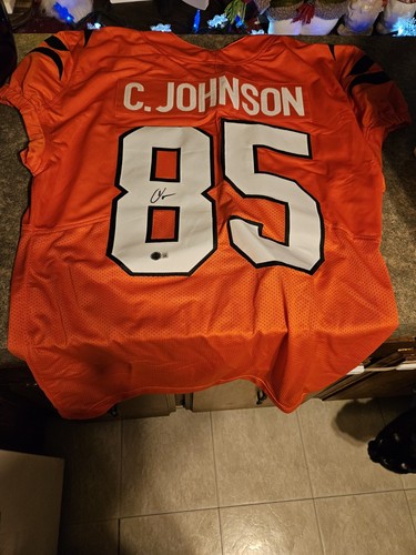 Chad Johnson Autographed Jersey Beckett Certified