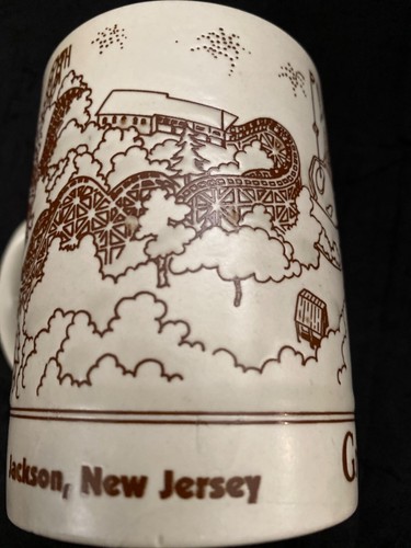 Vintage Great Adventure Jackson, New Jersey Coffee Mug, Amusement Park, Rides - Picture 8 of 9