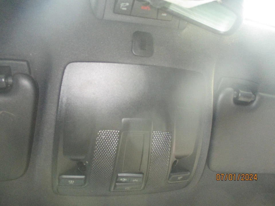 MERCEDES BENZ CLA 2016 C117 FRONT INTERIOR ROOF READING LIGHT - image 2 of 4