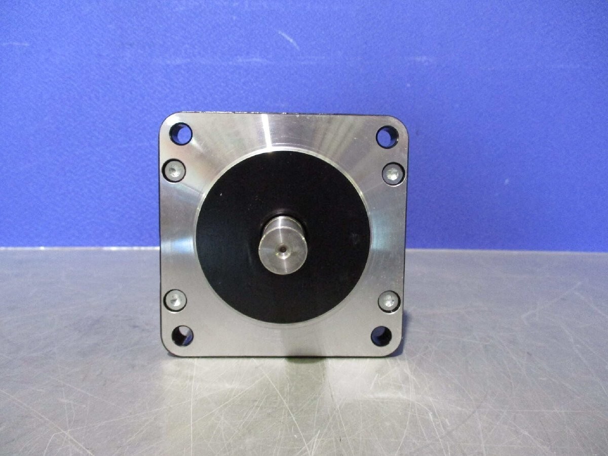 Motore Passo-passo Schneider Electric BRS39BW460ABA &ndash; 3 Fasi, Ricambio Industriale Inutilizzato, Conservato