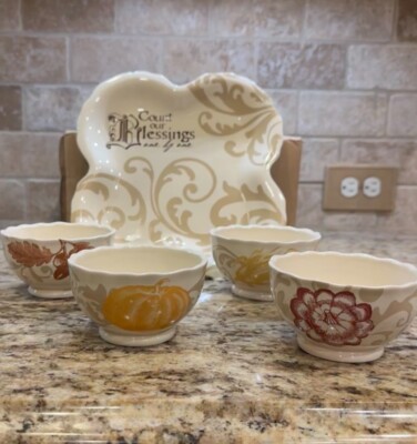  FREE UPS OVERNIGHT! Demdaco Plates & Snack Bowls Set  #16398 2007