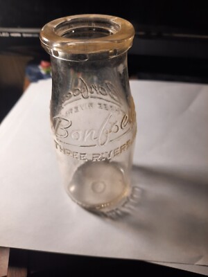 Bonfoey s Dairy THREE RIVERS MICHIGAN MI Half Pint Embossed Bottle