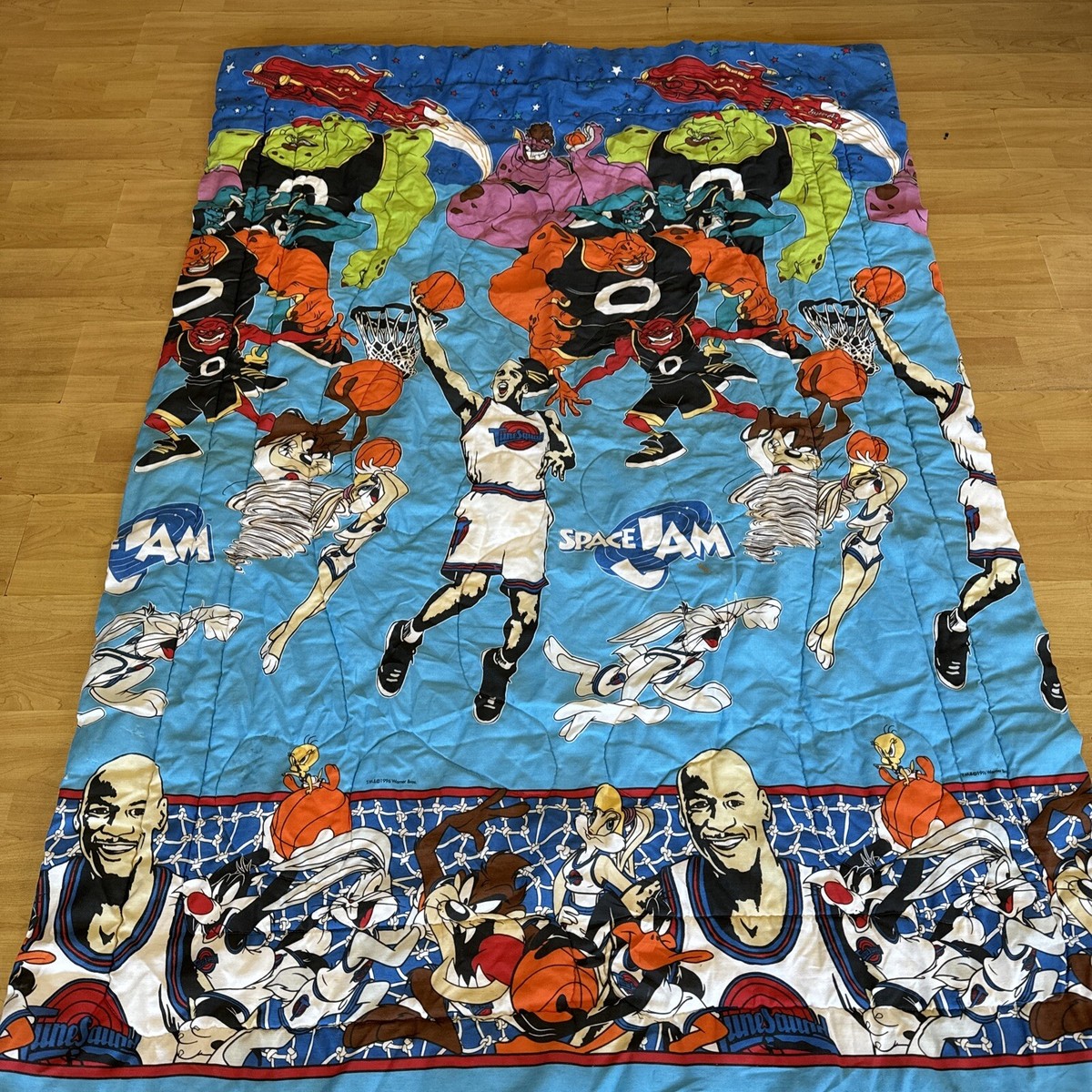 96年「スペースジャム」「Space Jam」マイケルジョーダン シーツ カバー s-l1200.jpg
