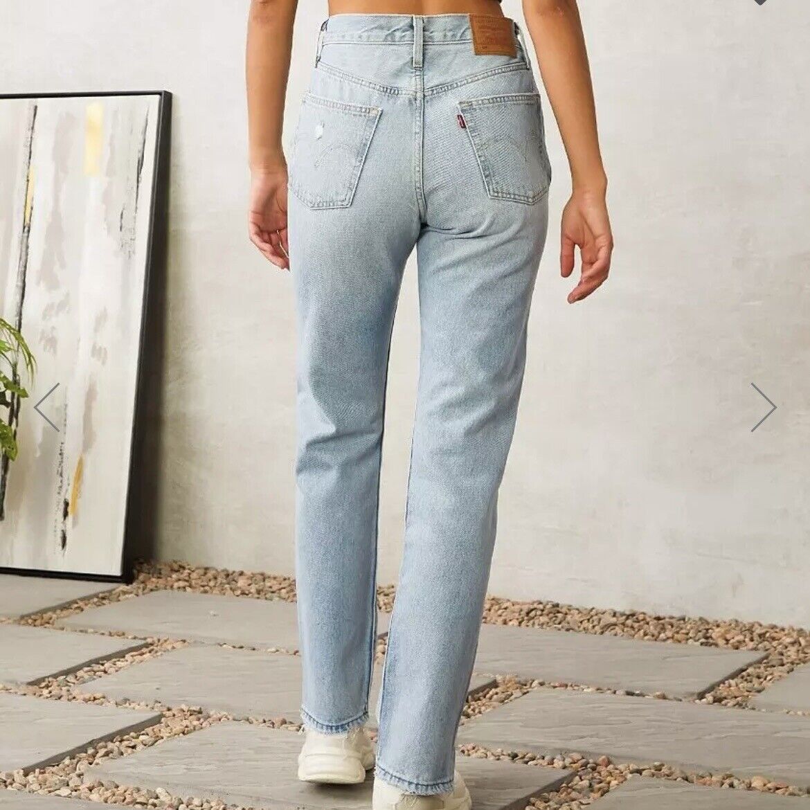 NEW Size 32 Levis Light Vintage Wash Distressed High Rise NEW Size 32 Levis Light Vintage Wash Distressed High Rise