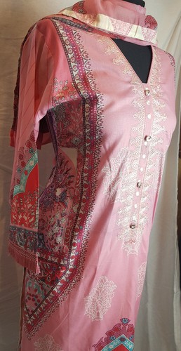 Salwar kameez ready made (Small) - Picture 6 of 8