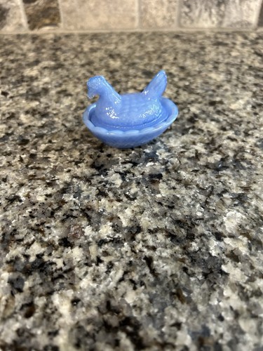 Hen On A Nest Miniature Blue Milk Glass Salt Cellar/Trinket Dish 2.5”