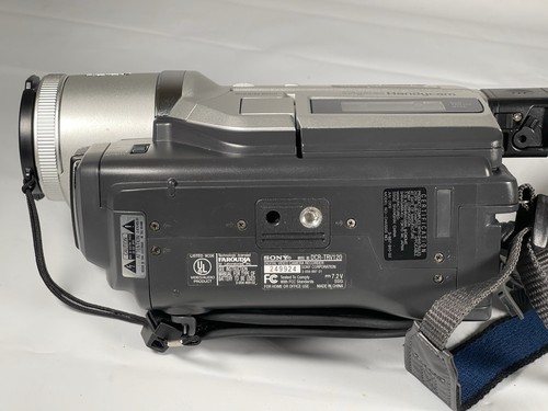 Sony DCR-TRV120 Digital8 Hi8 Video8 Camcorder VCR Video - Picture 11 of 14