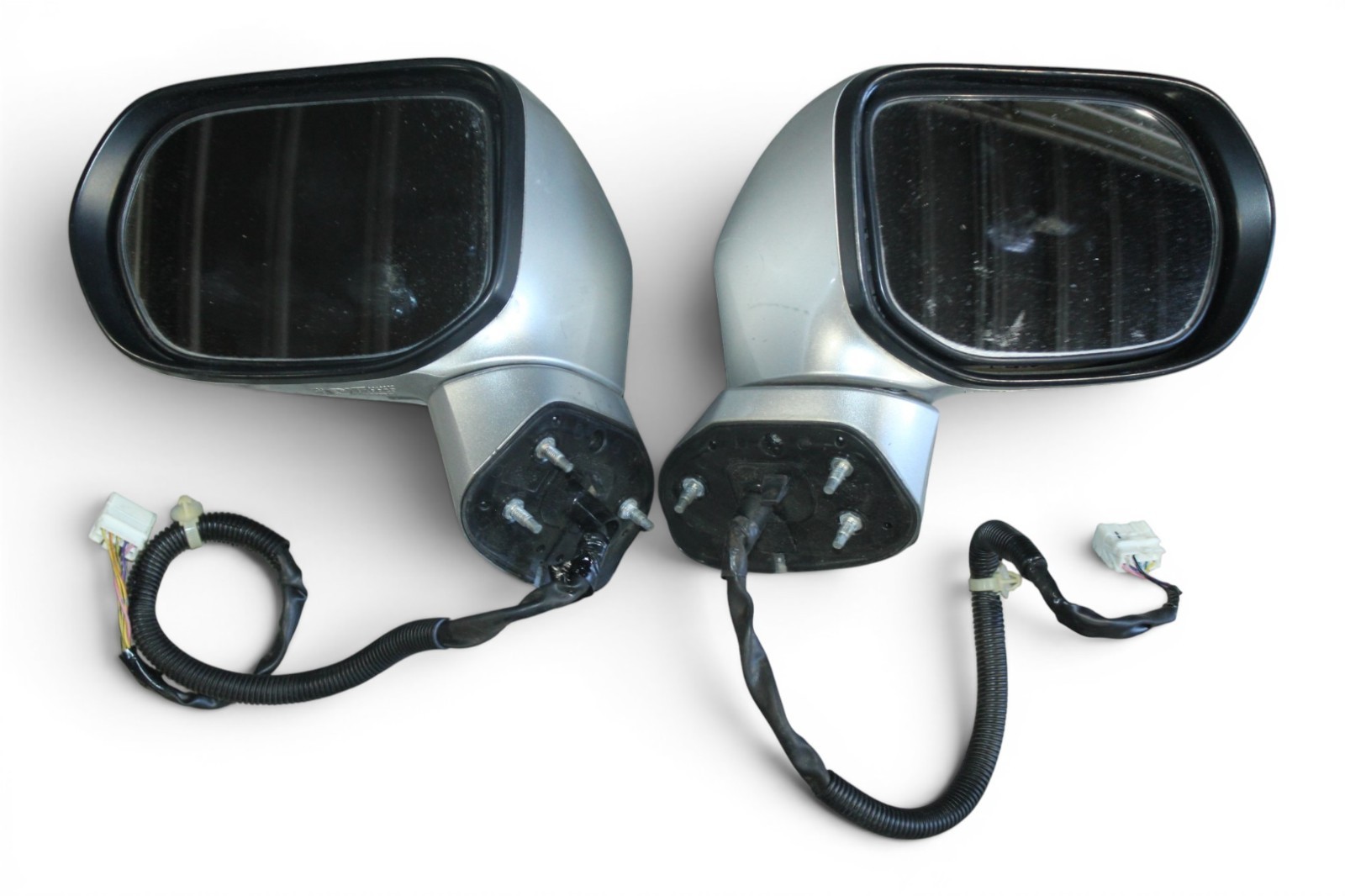 Honda Civic 06-11 FD3 Sedan Silver Mirror Set w/ Turn Signals #4 JDM LDA