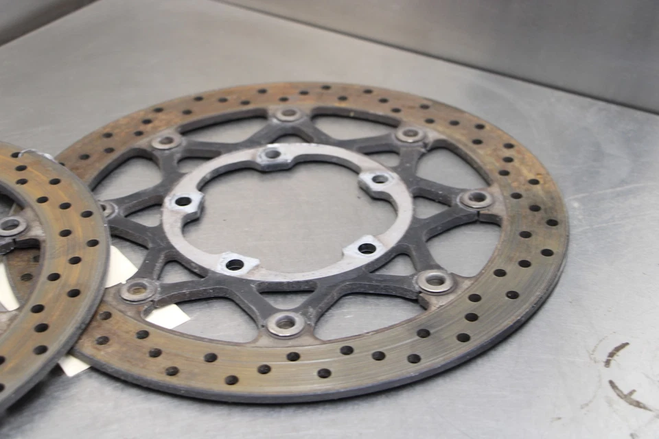 06-07 DISCOS ROTORES FRENO DELANTERO IZQUIERDO DERECHO SUZUKI GSXR600 GSXR 600 59210-41G20 Foto 2 de 4