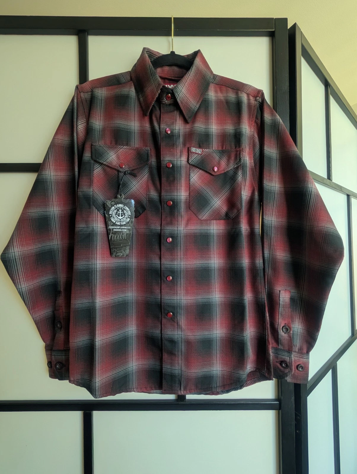 NWT Dixxon Flannel The Count Mens XS Red Black Plaid Long Sleeve Pearl Snap