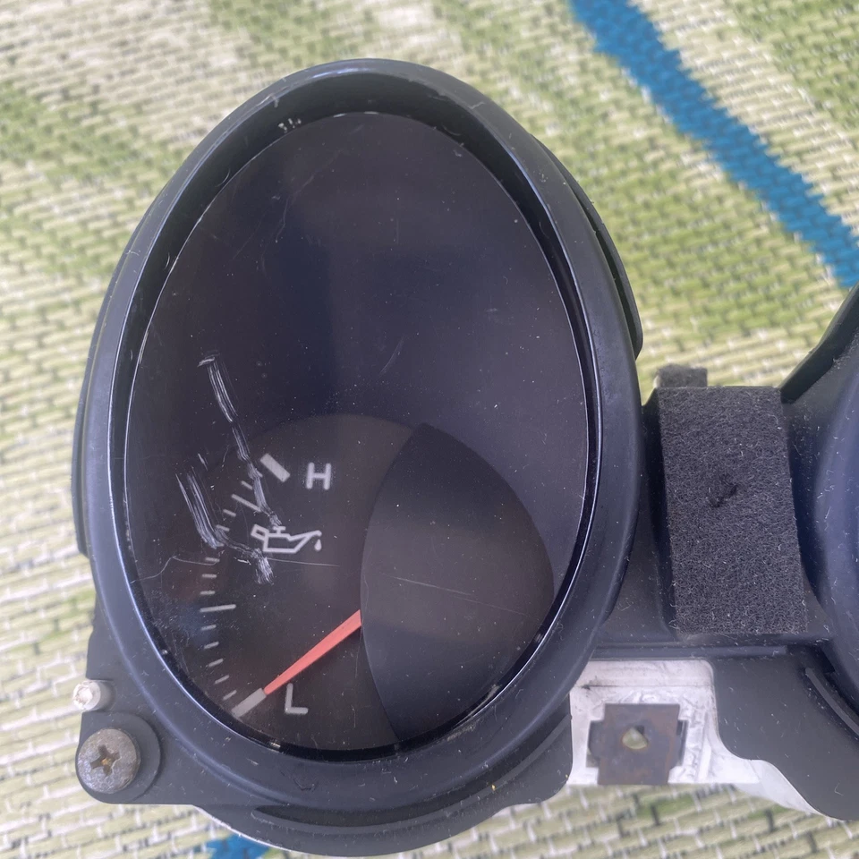 MITSUBISHI GTO MK1 1990 - 1994 CONTADOR DE REVOLUCIONES TWIN TURBO 057020-6052 MB604754 Foto 2 de 4