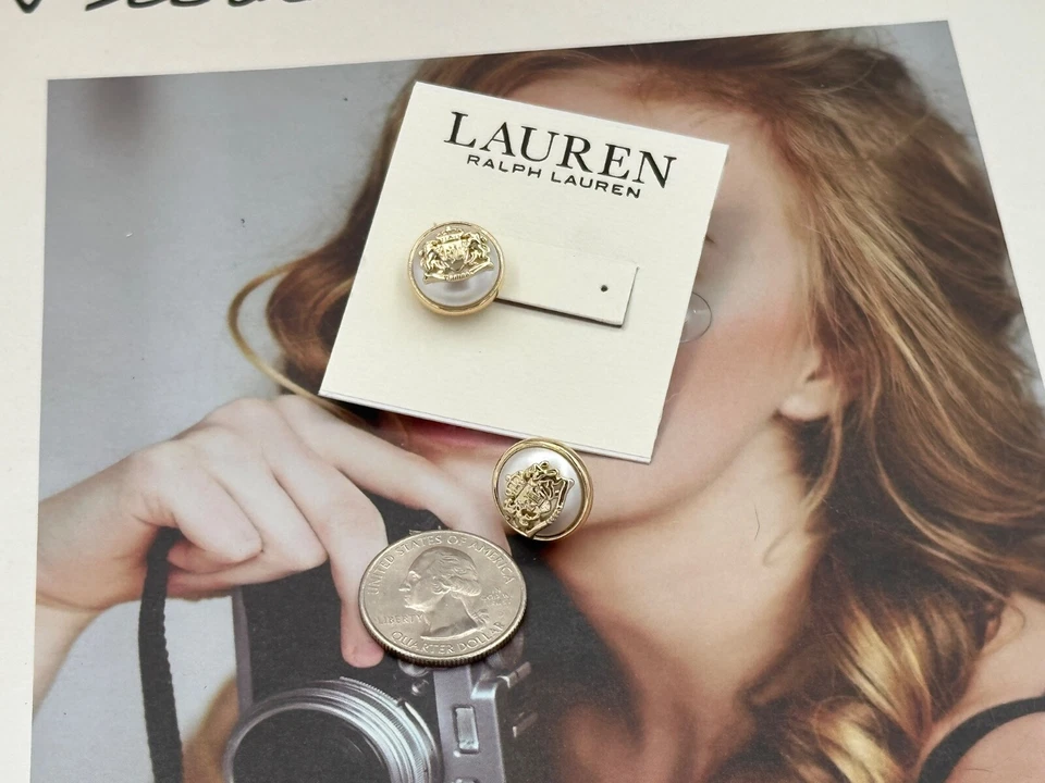 Ralph Lauren Gold Tone Bassett Crest Stud Earrings Foto 2 de 3