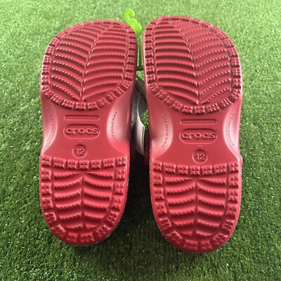 NEW 2022 Holiday Vineyard Vines Crocs Classc Clog  display picture 3