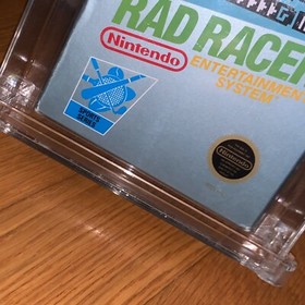 Nintendo 1987 Rad Racer NES 3 viti WATA 7.0 CIB gioco classificato nero guarnizione cerchio