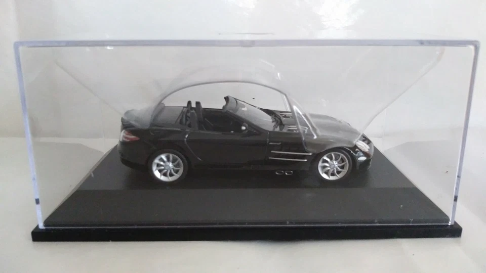 MERCEDES-BENZ SLR MCLAREN ROADSTER MINICHAMPS SCALA 1/43 - Immagine 2 di 4