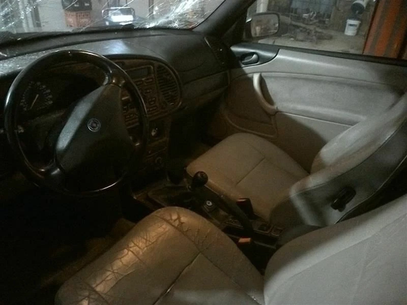 900 1996 Seat, trasero 84297 Foto 4 de 4