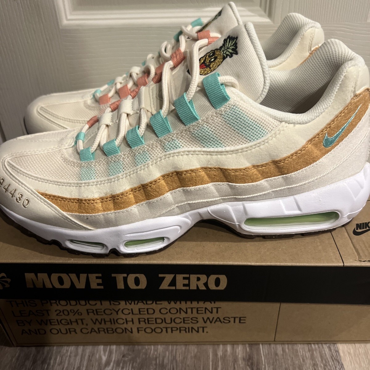 White Weight Of Air Max 95 Nike Air Max 95 NRG Happy Pineapple