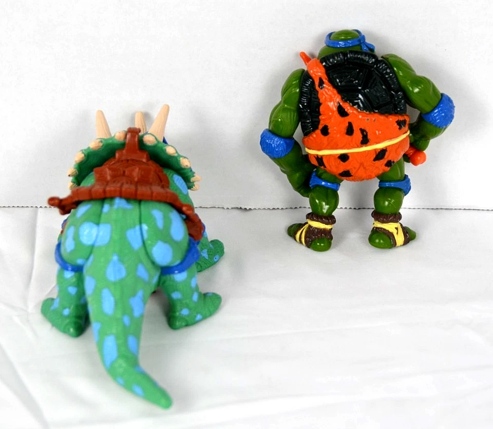Vintage TMNT Ninja Turtles Figure Cave Leo With Dingy Dinosaur 1992 - Image 3 of 3