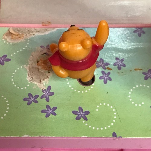 Disney ( Winnie The Pooh ) Clock Wind Up Winnie The Pooh Tune - Picture 17 of 17