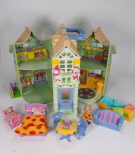fisher price dollhouse 2000
