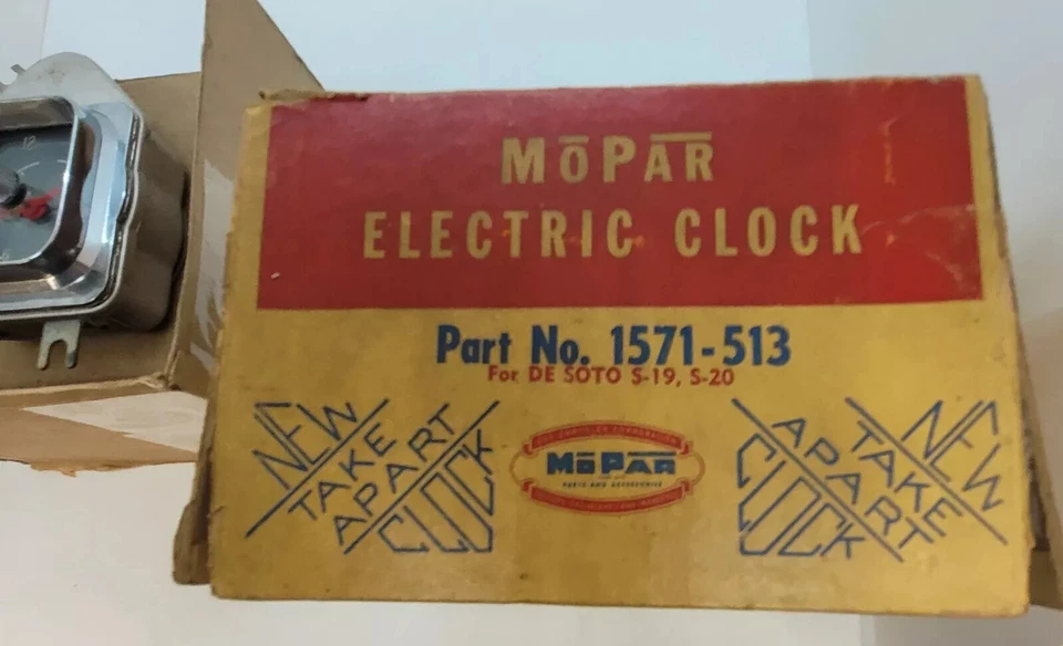 Reloj eléctrico Desoto Firedome Powermaster 1954 1571513 nuevo en stock Foto 2 de 4