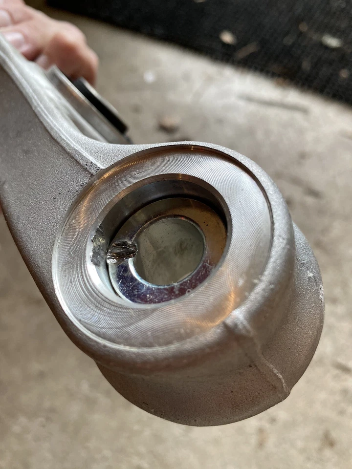 Braço de controle 2008-2011 Audi A5 A7 S5 S7 SQ5 S4 - dianteiro inferior NCP 2606436 usado  - Imagem 4 de 4