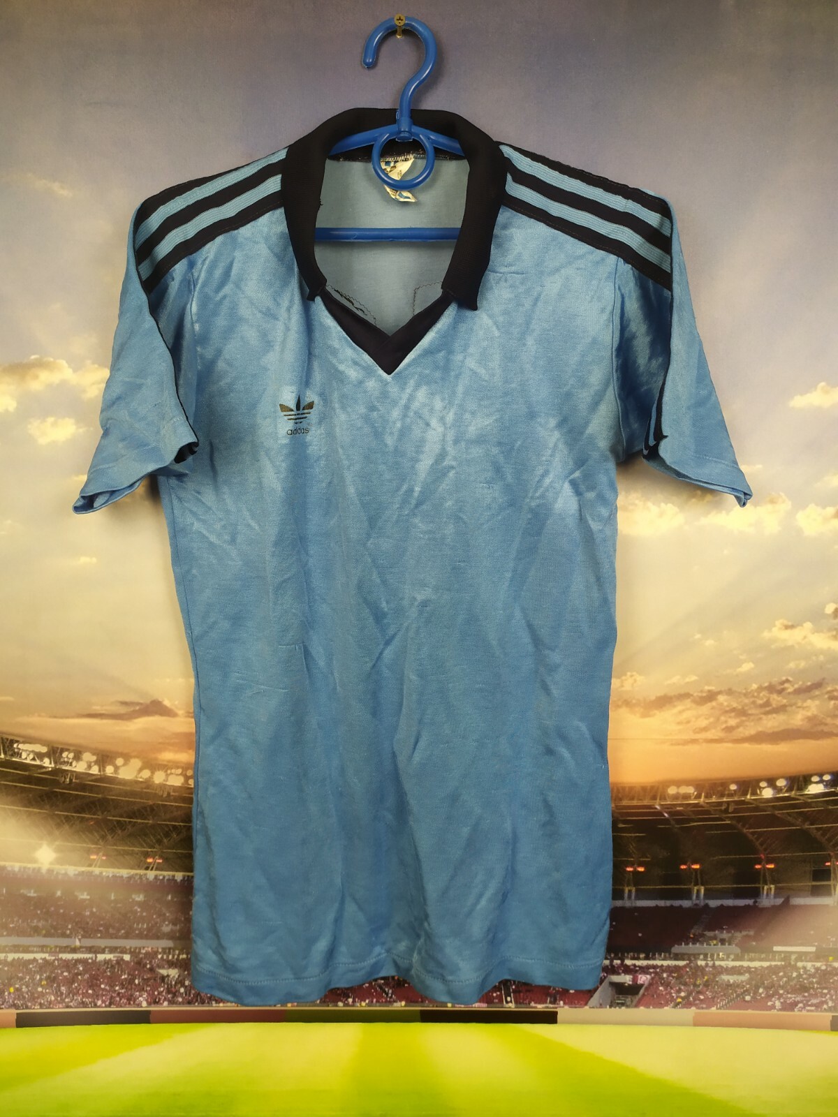 Adidas Jersey SMALL Shirt Vintage Retro