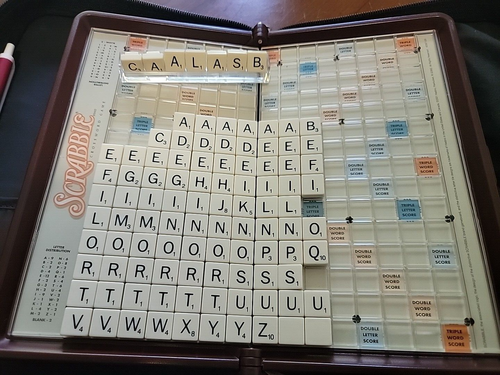 Scrabble Game Folio Edition Crossword Game TRAVEL 2001 Hasbro - Picture 6 of 7