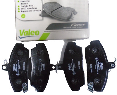 LANDROVER FREELANDER MK1  FRONT BRAKE PADS GENUINE OE VALEO 301022 1998 - 2001.