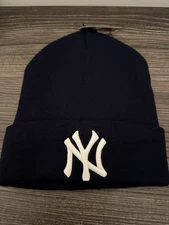 NEW New York Yankees Winter Cozy Fur Lined Beanie Cap Hat Warm Headware