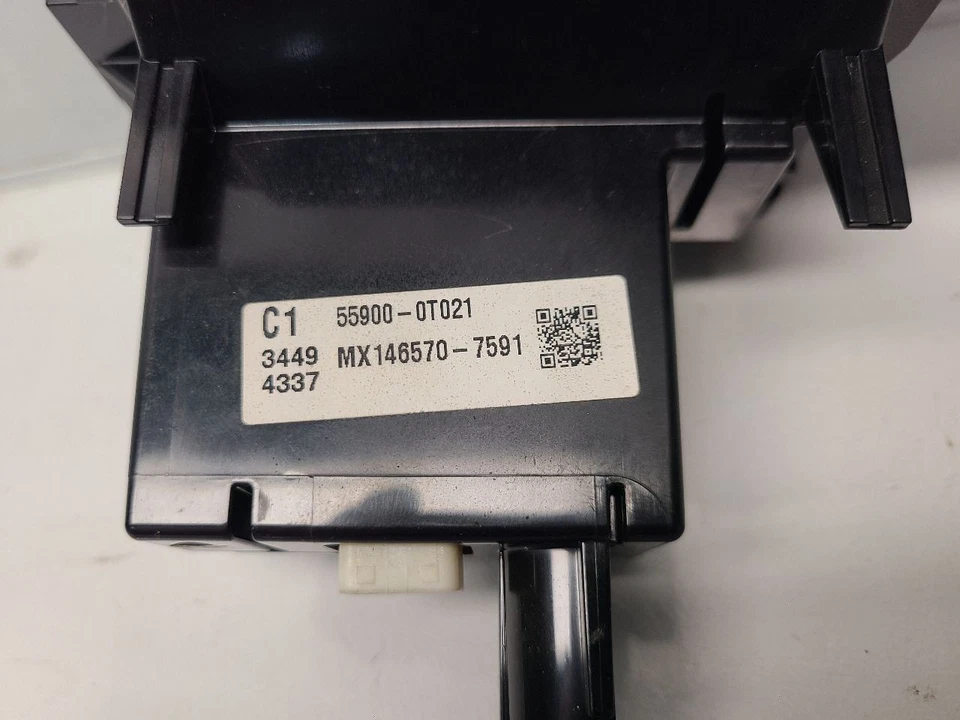 2009-12 Toyota Venza контроль температуры - автоматический температуры с камерой заднего вида  - Изображение 3 из 4