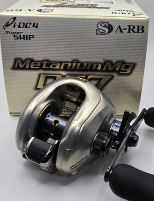 Shimano Metanium Mg DC7 Baitcast Reel Right Hand from Japan